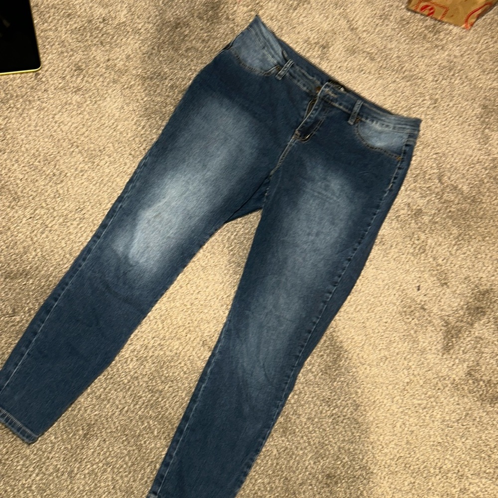 Size 14 plus
Tried on once